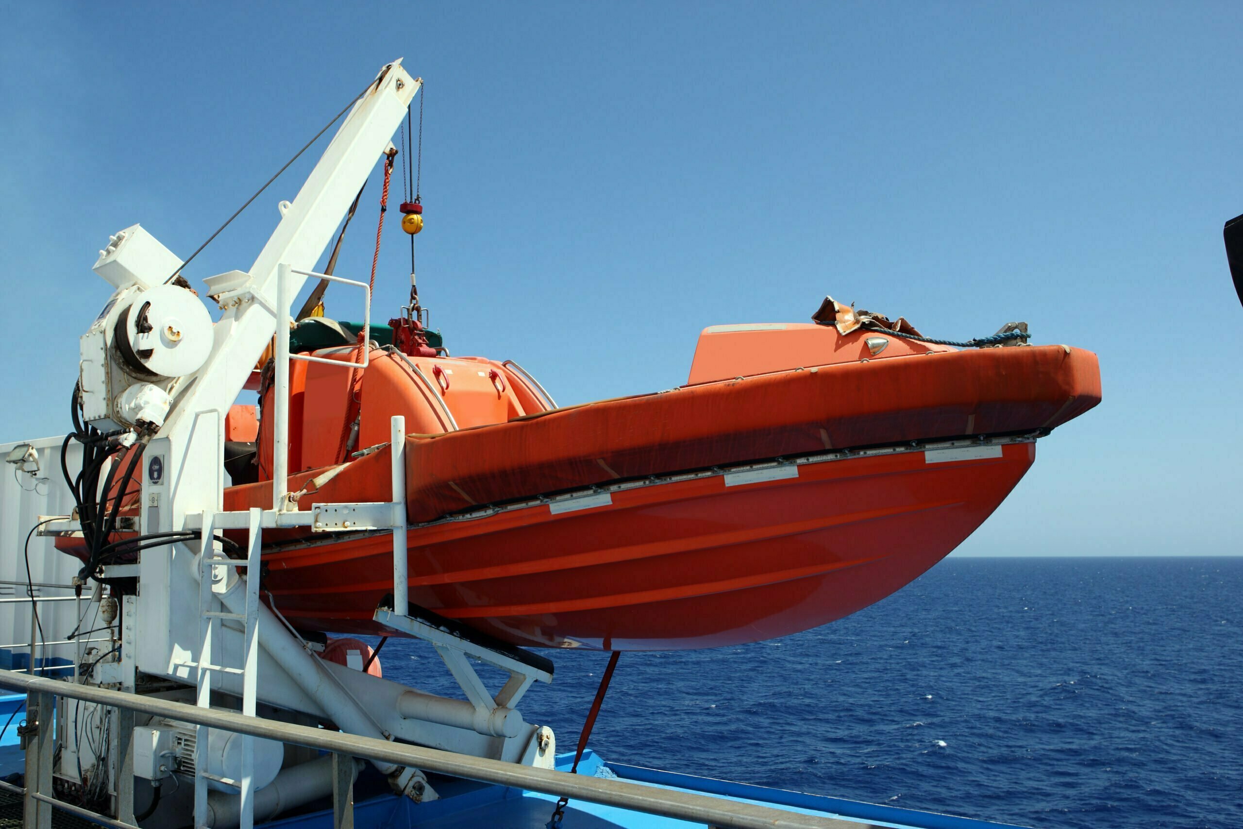 Marine vessel and lifeboat operations
