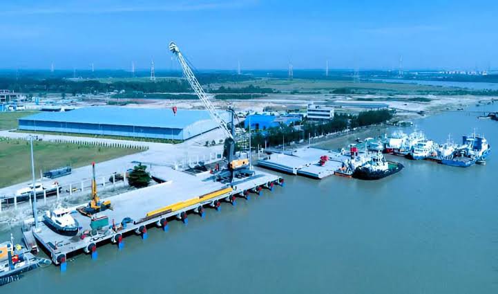 Port infrastructure and maritime operations